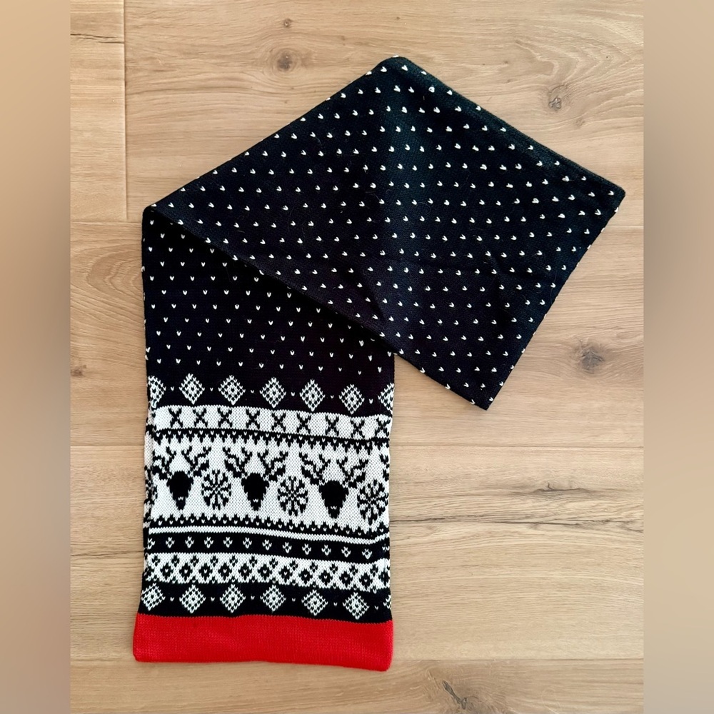 Avenue 9 Winter Scarf